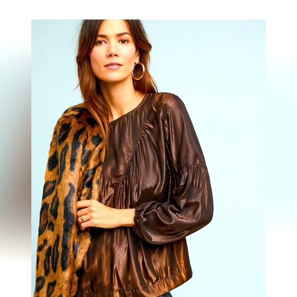 Amadi Tops - Amadi Bronz metallic blouse size XL